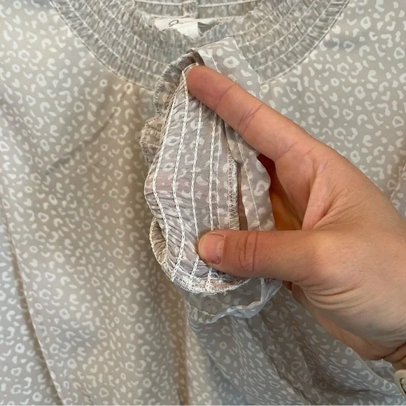 Japna Cream Long Sleeve Blouse with Smocked Ruffles Women’s Size Large - Picture 7 of 8